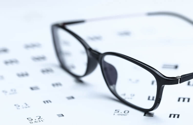 glasses-eye-chart